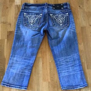 🌴 MISS ME Capri's 🌴